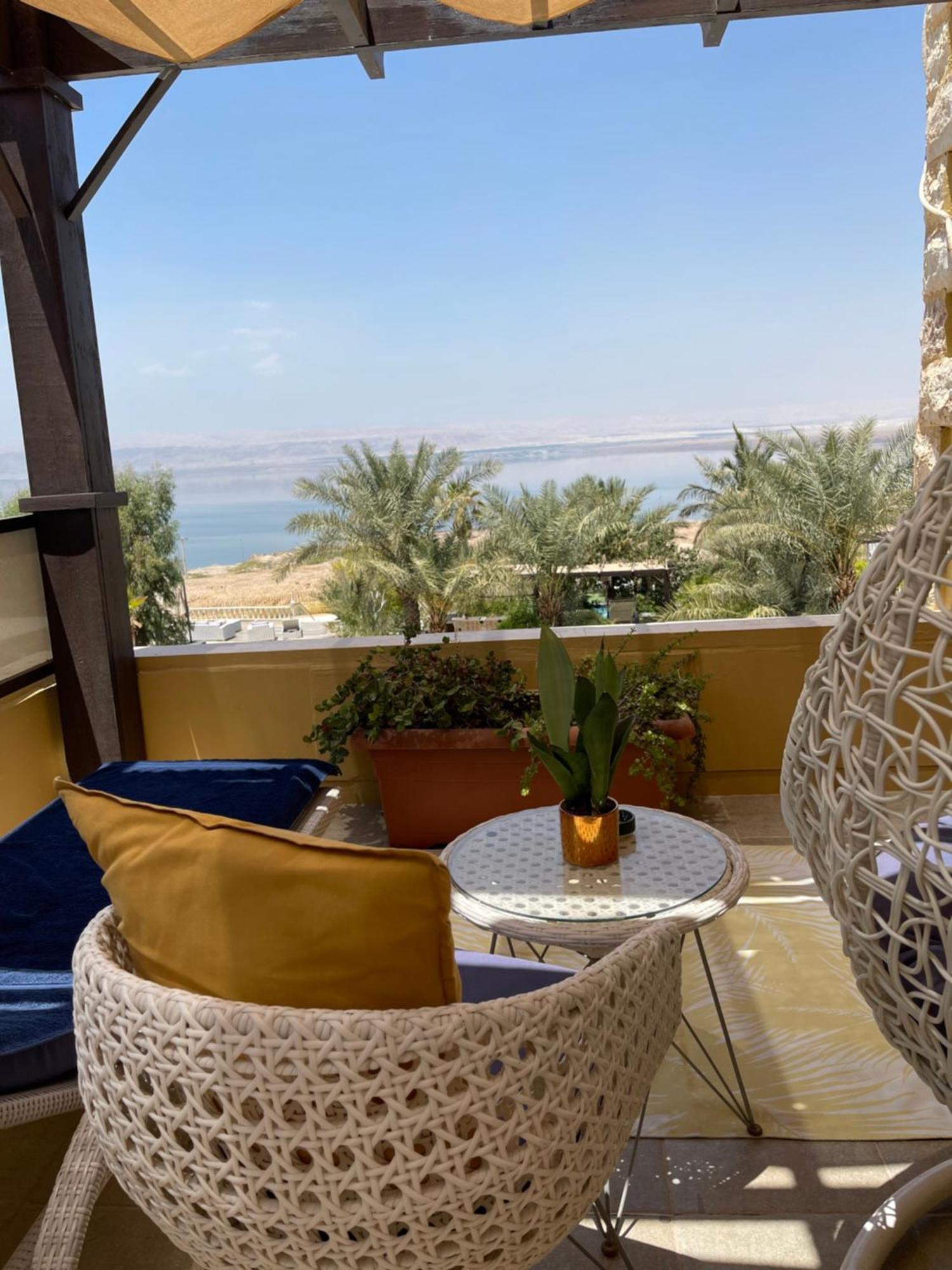The Precious Guesthouse Sweimeh Εξωτερικό φωτογραφία